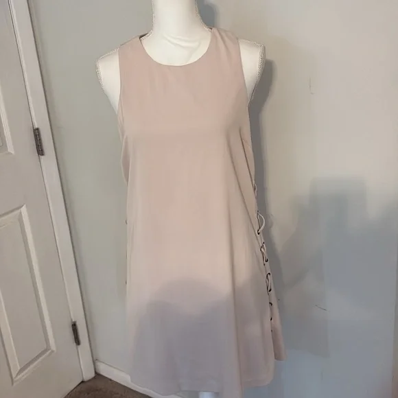 Lulus Blush Lace-Up Side Sleeveless Shift Dress Size Large - Picture 4 of 9